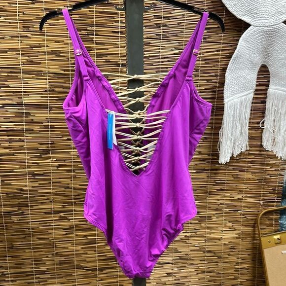 Kore One Piece High Neck Lace Down Swimsuit, Plus - Picture 3 of 3